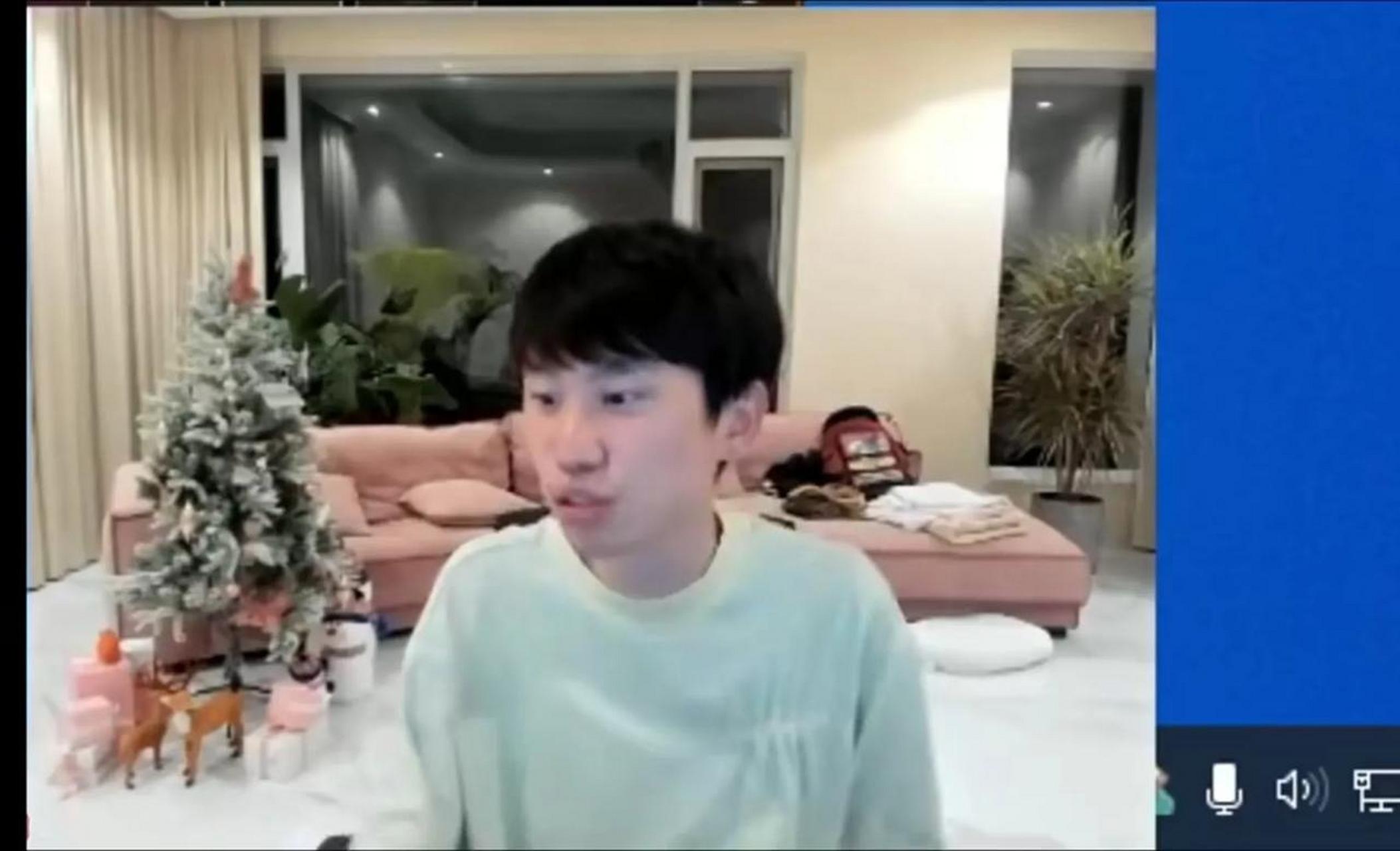 夺冠引发热议！，Doinb在MAD比赛中重返赛场再创辉煌时刻(小说里obe是什么意思)