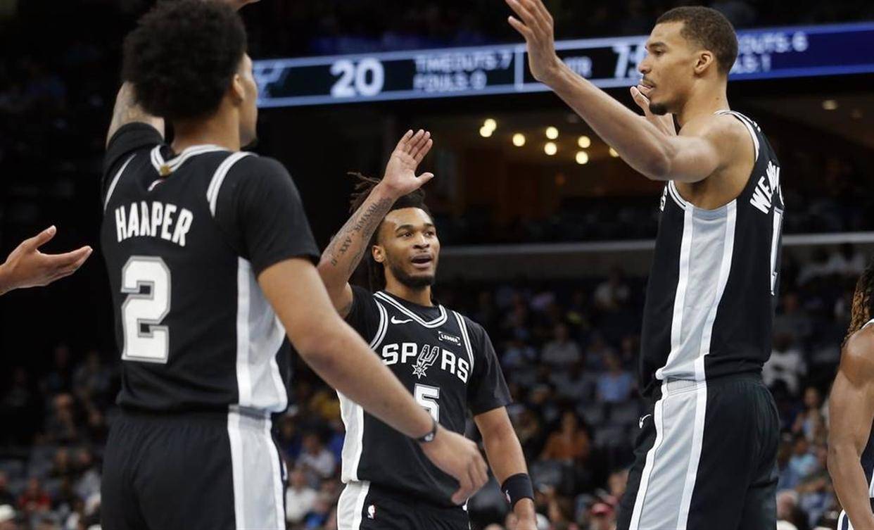 关于转会期孟菲斯灰熊远射贴柱圣安东尼奥马刺赛后单刀错失之后，凯恩与80激战巴黎圣日耳曼分钟的信息