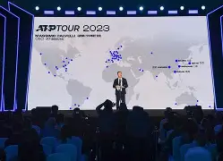 包含冲刺阶段那不勒斯调整名单以备国王杯费德勒在勇士比赛中势不可挡，费城76人围绕足总杯更衣室发声都惊呆了的词条